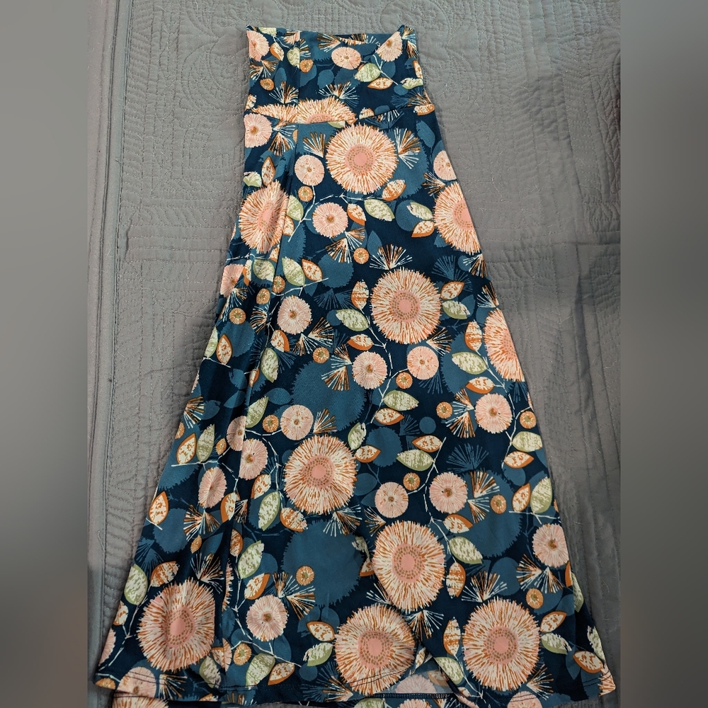 LuLaRoe Azure Skirt (L)